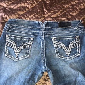 Super cute Vigoss blue jeans!